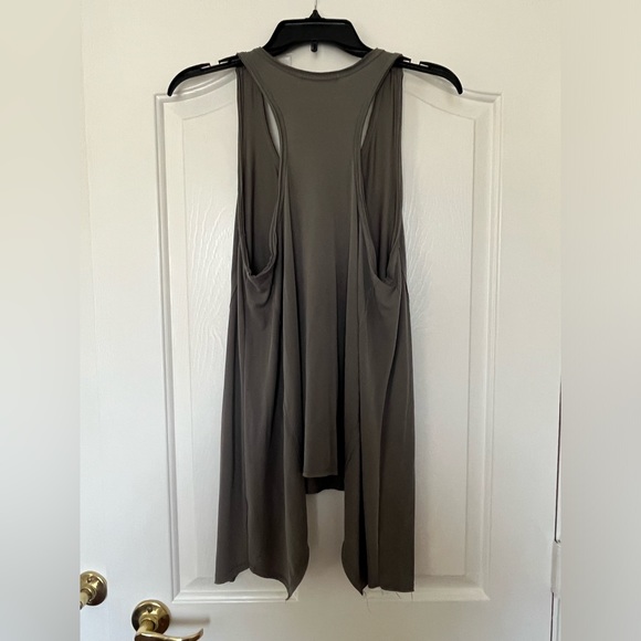 Grey racer back dressy tank - Picture 3 of 4